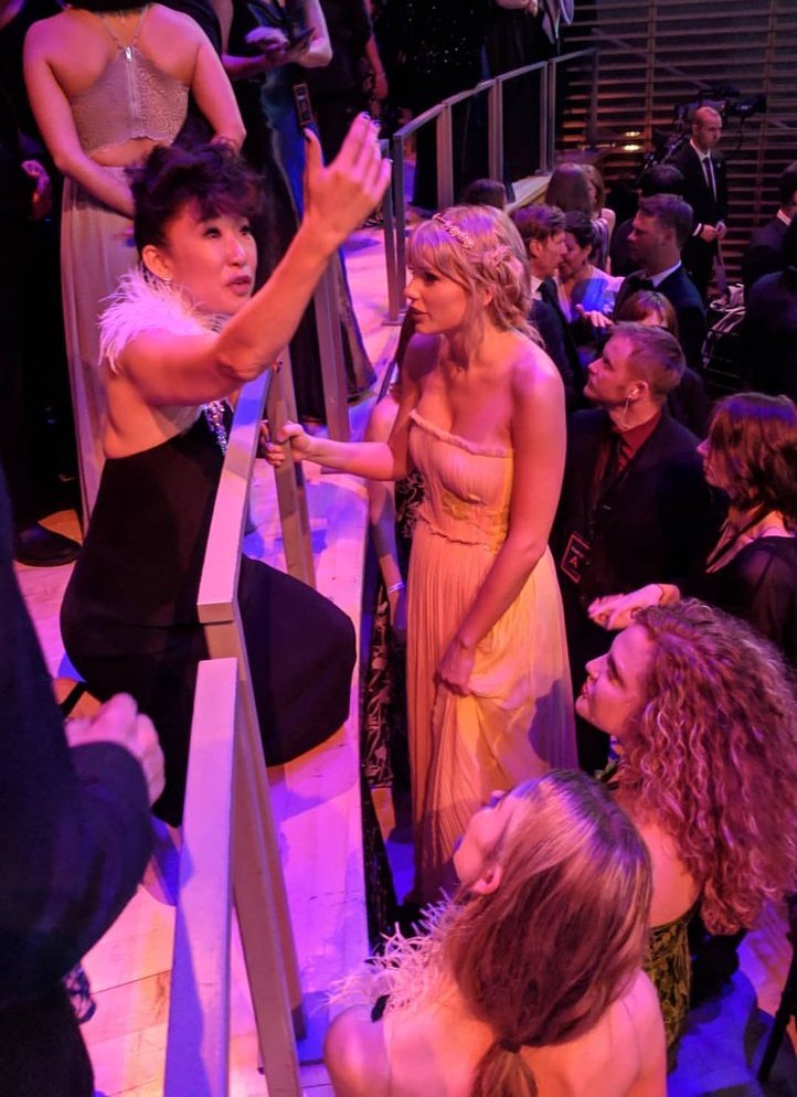 taylor swift and sandra oh at the time 100 gala (2019)