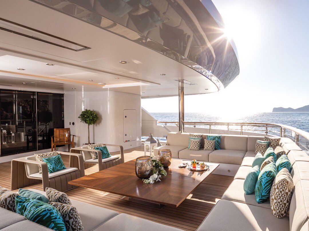 nauticflow's tweet image. Did you feel the experience @benettiyachts ? We did❣️
-
-
-
#lovingtheocean #yachtsupplies #luxurydesing #superyachts #superyachtslife #superyachtcaptain #christofle #superyachtlifestyle #bernardaud #luxurydecor #luxury #yachtsupplies #luxurydesing #superyachts #superyachtslife