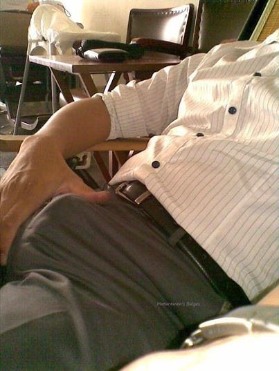 gaysuitlover1 on Twitter: "#bulge #bulto #paquete #bulgegay #suitandti...