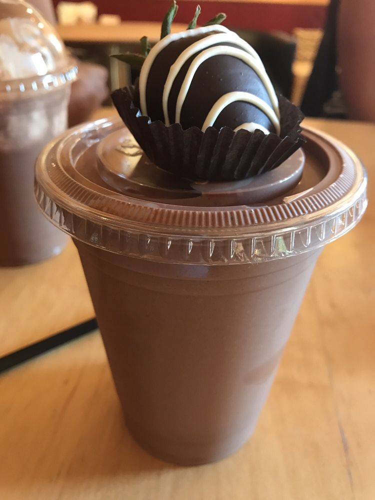 A Strawberrry Chocolati Chill and a chocolate dipped strawberry may very well be the perfect Summer pairing. Kudos to Rachel, via @YelpSeattle, on her excellent selection.
