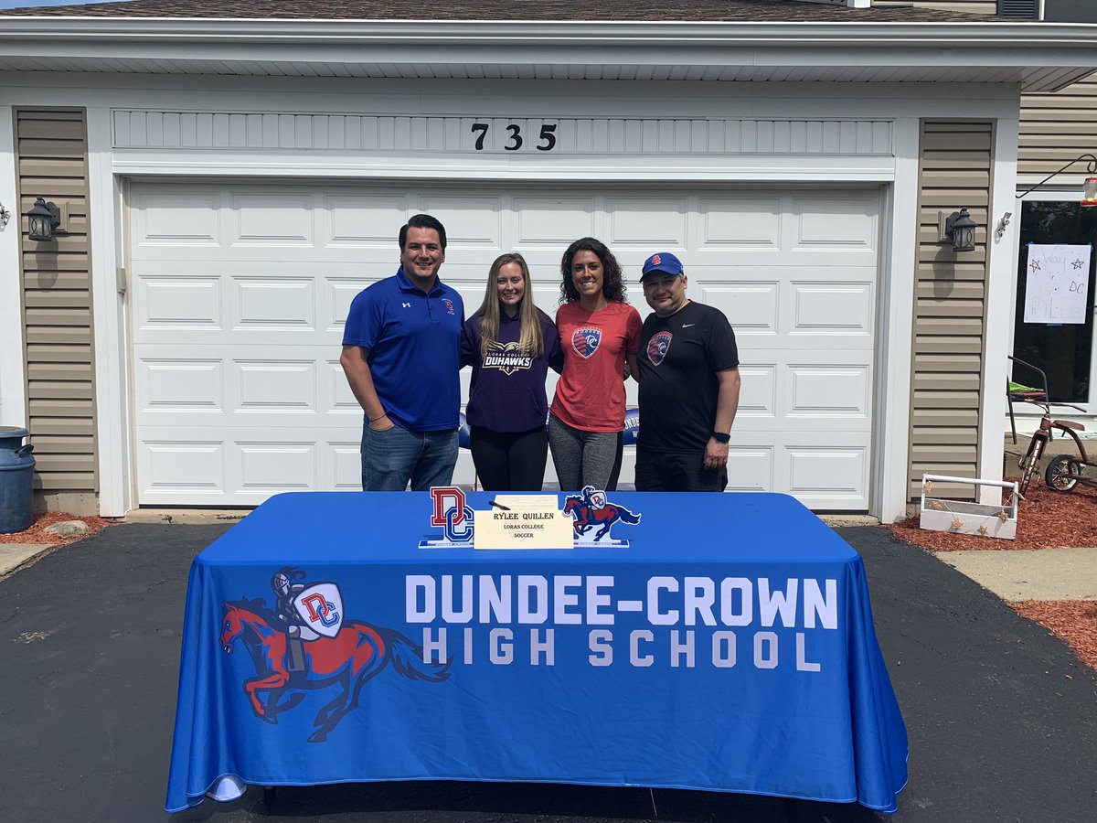 dc_girlssoccer's tweet photo. Congrats to @QuillenRylee on her signing day today! We are so proud of you. Keep pushing & you will accomplish great things. Thanks for all your hard work and dedication these last four years. #Loras #DCGRAD #OneTeam 💙❤️⚽️ https://t.co/99o9OCob7c