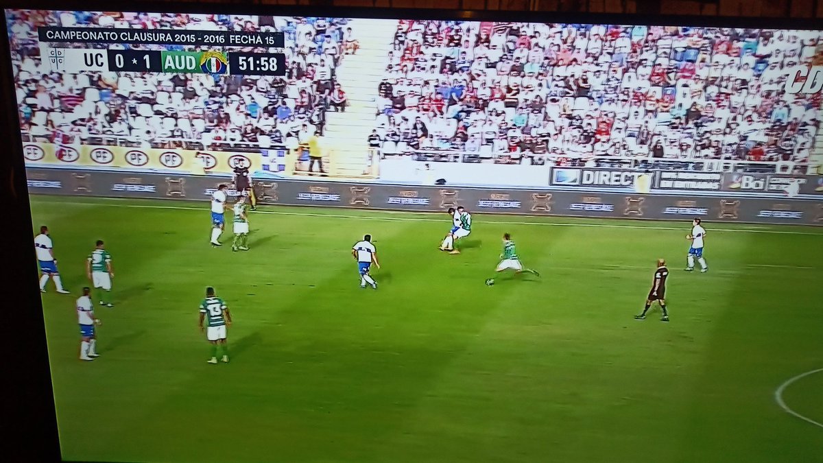 JonathanMuozMu4's tweet photo. En casa viendo un partidazo del recuerdo aguante la franja carajo dejando el alma por estos colores ⚪🔵⚪🔵⚪🔵⚪🔵⚪🔵⚪ https://t.co/pIwA2PiyRT