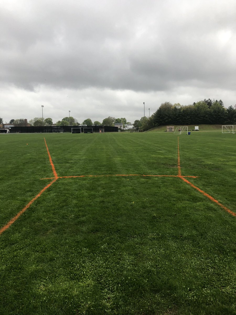 zach_nardone73's tweet image. Quarantine Track Post Day 73!!!

One of the most enjoyable and therapeutic things I do as a coach is lining the throwing sectors.

I always do it with at least 3-4 athletes so that they can learn how to do it and why it is set up the way it is. #FenwickTF #PassOnTheKnowledge