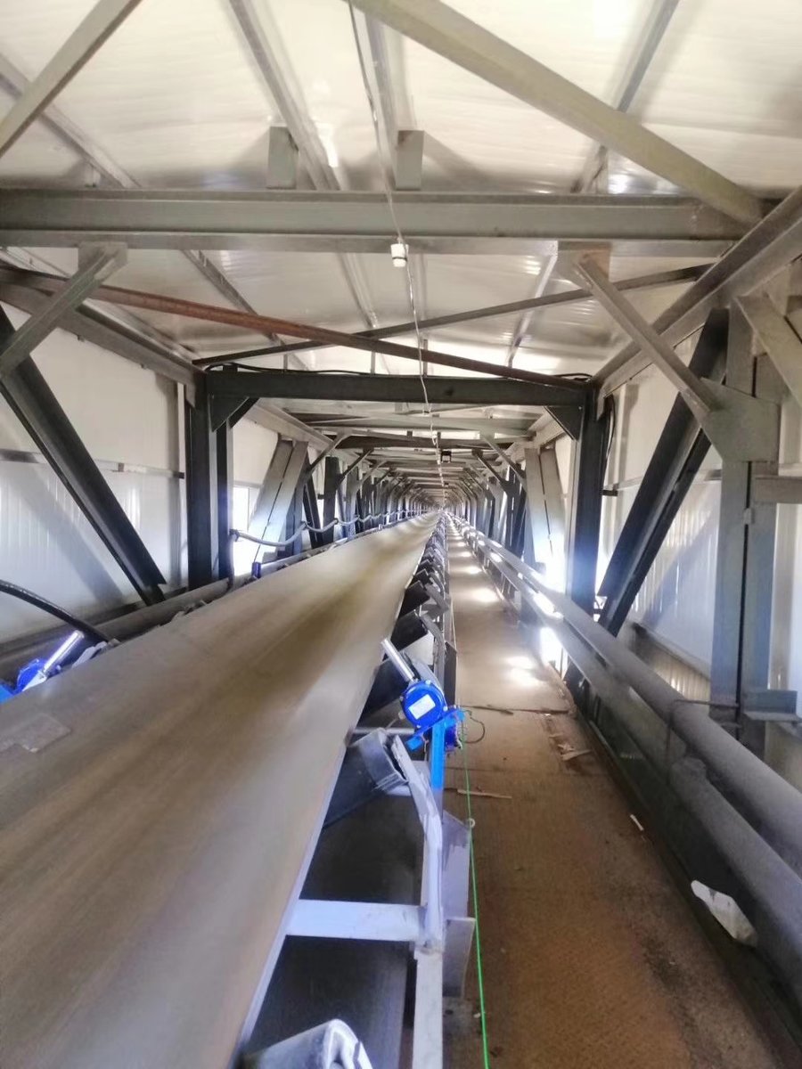 CathyLuo3's tweet photo. TX Roller just finished the installation for a whole ironstone conveyor system during Covid-19 period. 

Thanks for all the workers. 🙏 🙏 🙏 https://t.co/IGMX8RMZb3