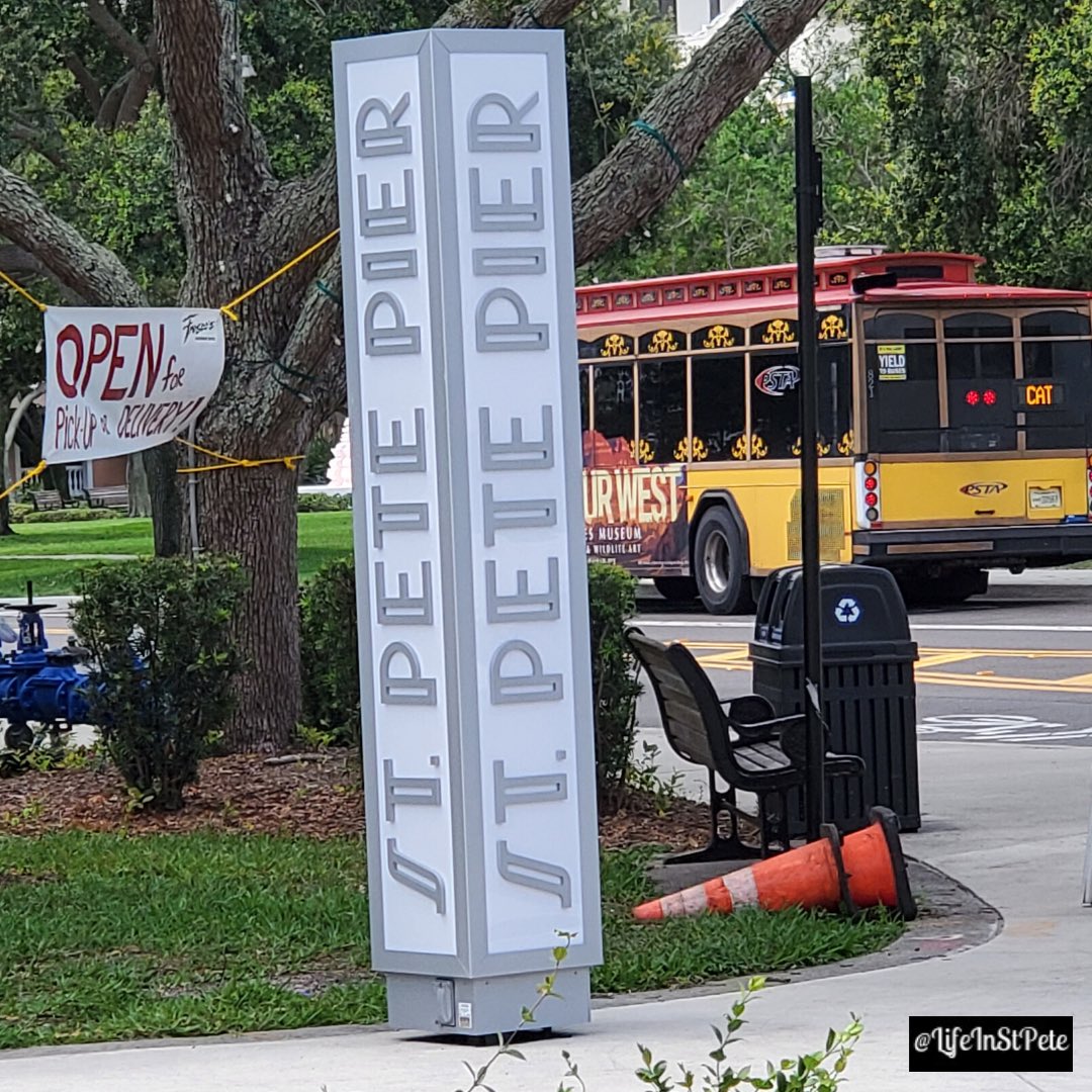 LifeInStPete's tweet photo. More progress @StPetePier @dtsp @StPeteFL ! New signs are up at the entrance! Looking forward to @Kriseman announcing the new #GrandOpening date! #RestartStPete #StPeteWay #KeepStPeteSafe #StPetePier #DTSP #StPeteFL #SunShineCity #SunShinesHere #ILoveStPete #LifeInStPete https://t.co/aw11Ut8aEf