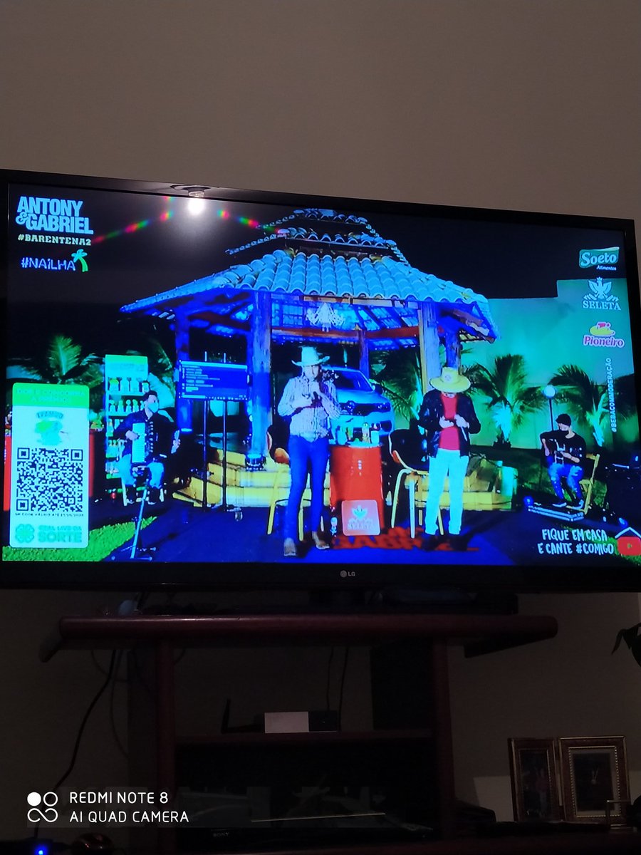 luucasaraujo13's tweet photo. Só modão ajeitado
Obrigado por mais essa Live maravilhosa @AntonyeGabriel_ 🤠
#Barentena2 #liveantonyegabriel https://t.co/aCtW2L9B6v