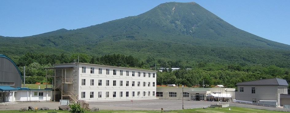 青森県スポーツ協会 オープンを延期していた 岩木青少年スポーツセンター 青森県 弘前市 のキャンプ場 は６月１日から営業いたします 宿泊施設とパークゴルフ場 グラウンドは５月７日から営業を再開しています T Co Jktbpsz0yd 青森