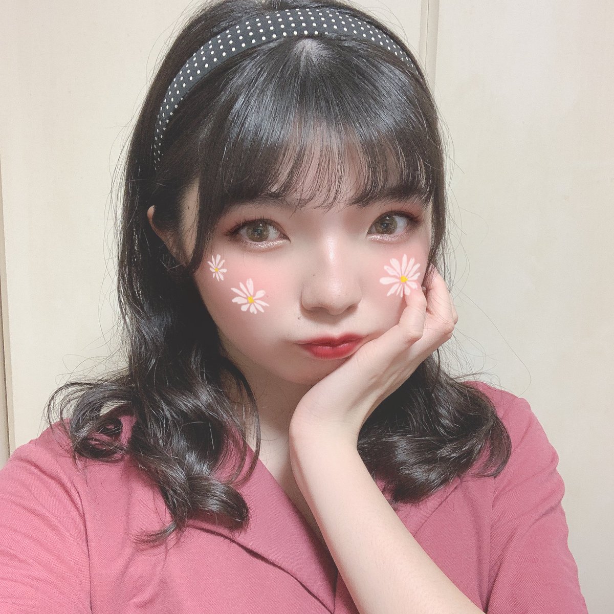 ayureen422's tweet photo. 今日はおとうふさんの誕生日🤍🤍🤍
友達とダヒョンさん同じ誕生日とか羨ましい🥺
盛大にお祝いだー😁💗 https://t.co/SKyePoRy5b