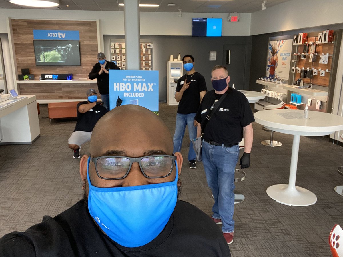 When you stop by the Leavenworth store and they can stop praising #HBOMax ! PS did know boondocks is available to stream like NOW 🤩🤩