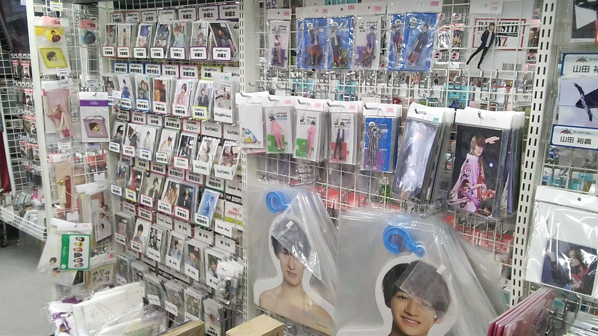 おはようございます❗ 芸能館オープン致しました❗ 当店ではただいま