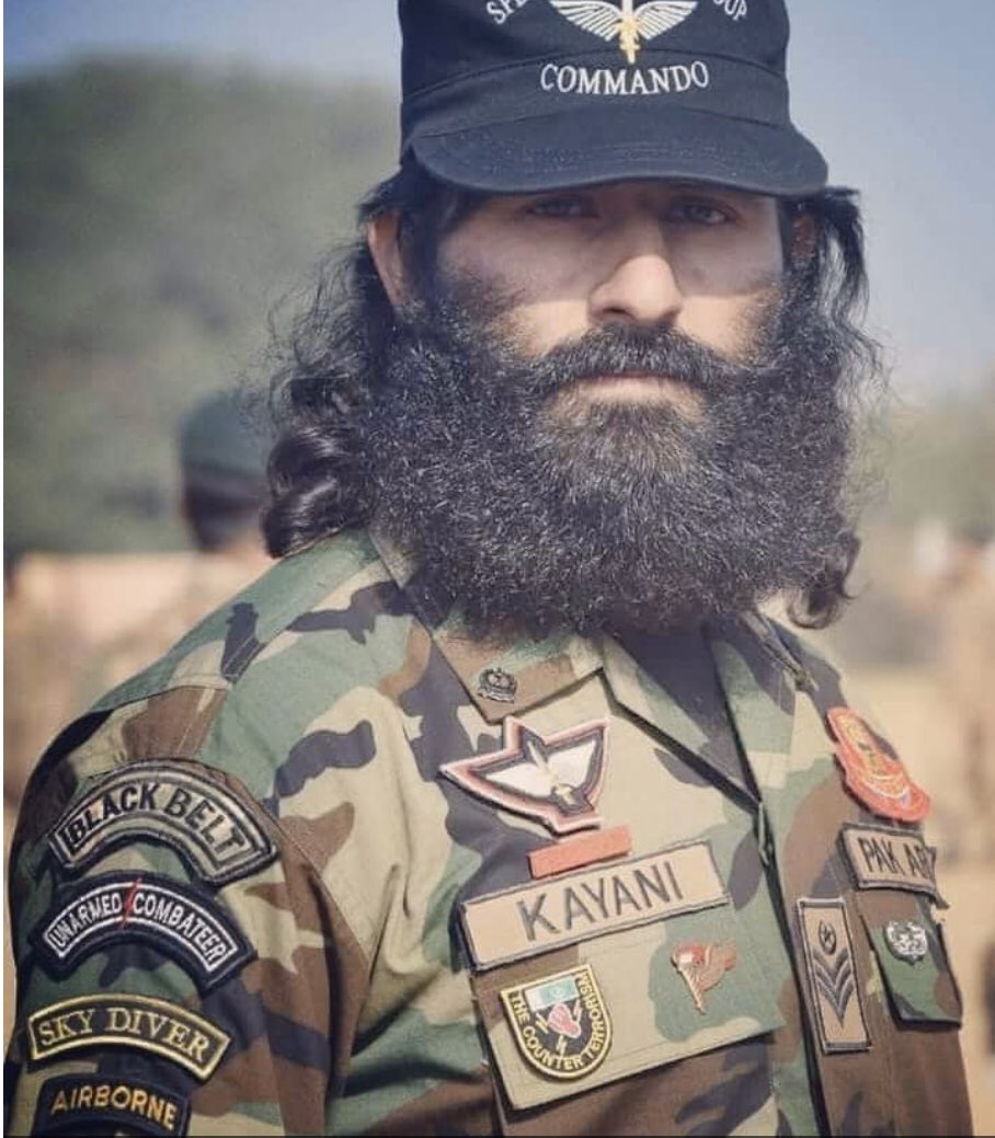 and Major Aamir Saleem, codenamed "Commando Operation". SSG commando’s successfully captured the 3 hijackers alive ... 35/n  #یوم_تکبیر  #YomeTakbeer  #PakArmy  #SSG  #Commondos