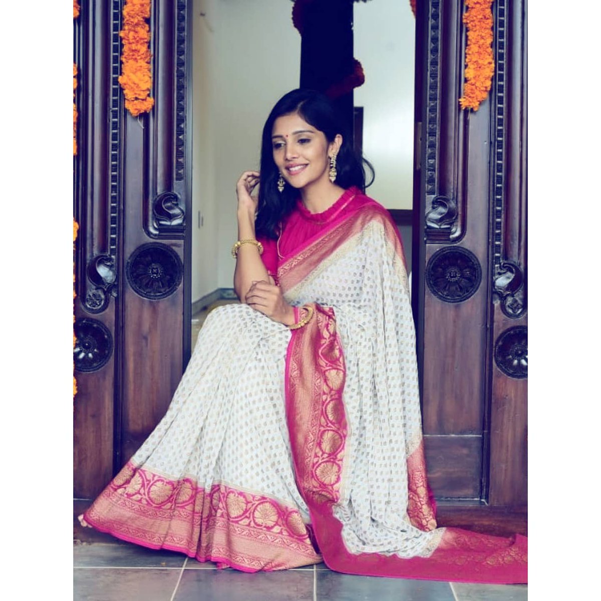 Saree chosen and handpicked by @darling_krishnaa ♥️