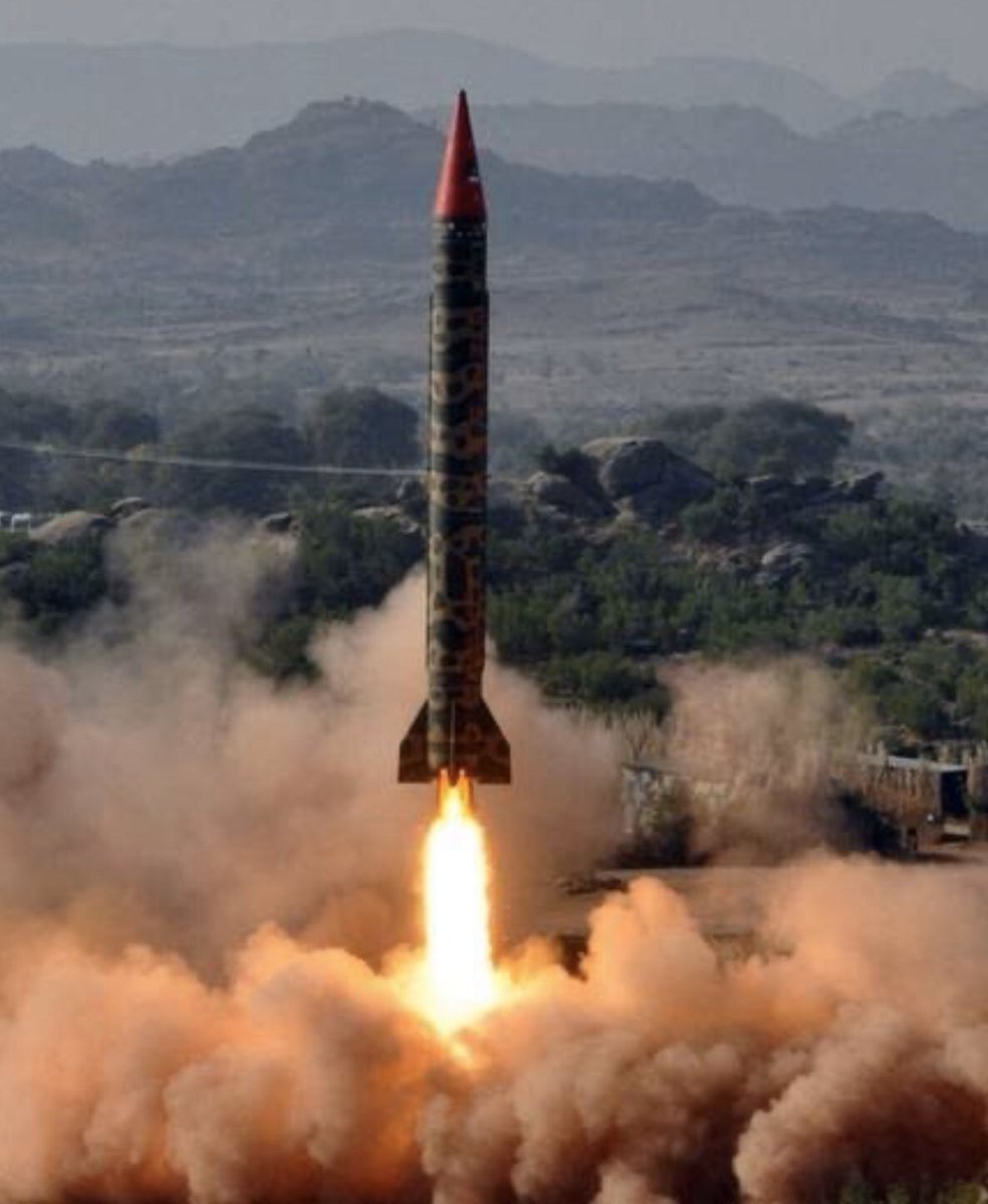 On 28th May 1998 Thursday  #PakArmy surrounded the 100 Km area around chagai, PAF fighter jets started air patrolling over chagai, due to possible  #indian attack major indian cities kept on ballistic missile’s target ... 39/n  #یوم_تکبیر  #YomeTakbeer