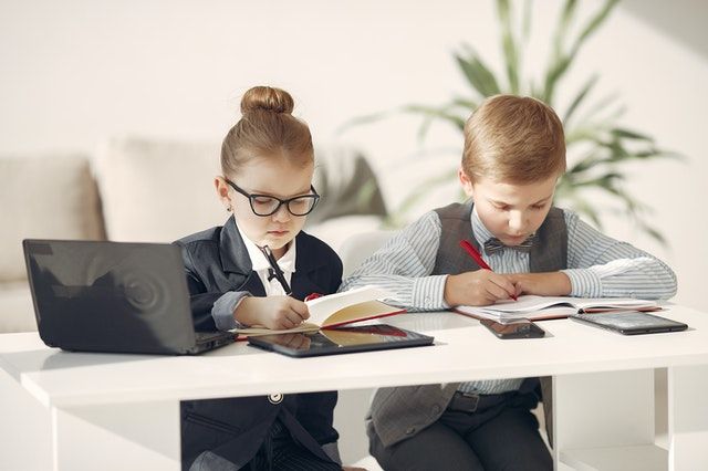 MotherTonguesIE's tweet photo. 🔔 PARENTS! 🔔
Vous souhaitez que vos enfants rejoignent une classe dans votre langue maternelle ? Cliquez ici 👉 https://t.co/URqIQaGfHv
#parenting #learnlanguage #language #school #education #parentinginapandemic #expatparents #expatmum @langsconnect_ie https://t.co/6Phmd6xvSz