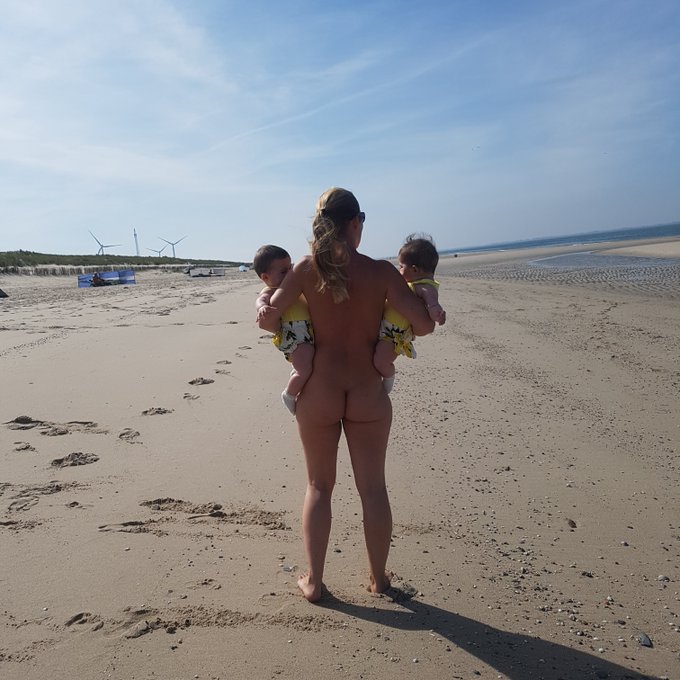 Vrijheid ❤
#naaktstrand #naaktzijn #natursist #nudist #swinger #alleenstaandemama #naturisme #nudisme