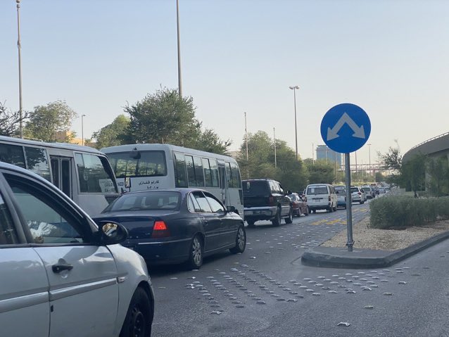 abus3oud's tweet photo. احنا معتمدين على وعي الفايروس!
 #شوارع_الرياض https://t.co/x0X9uYrOnL