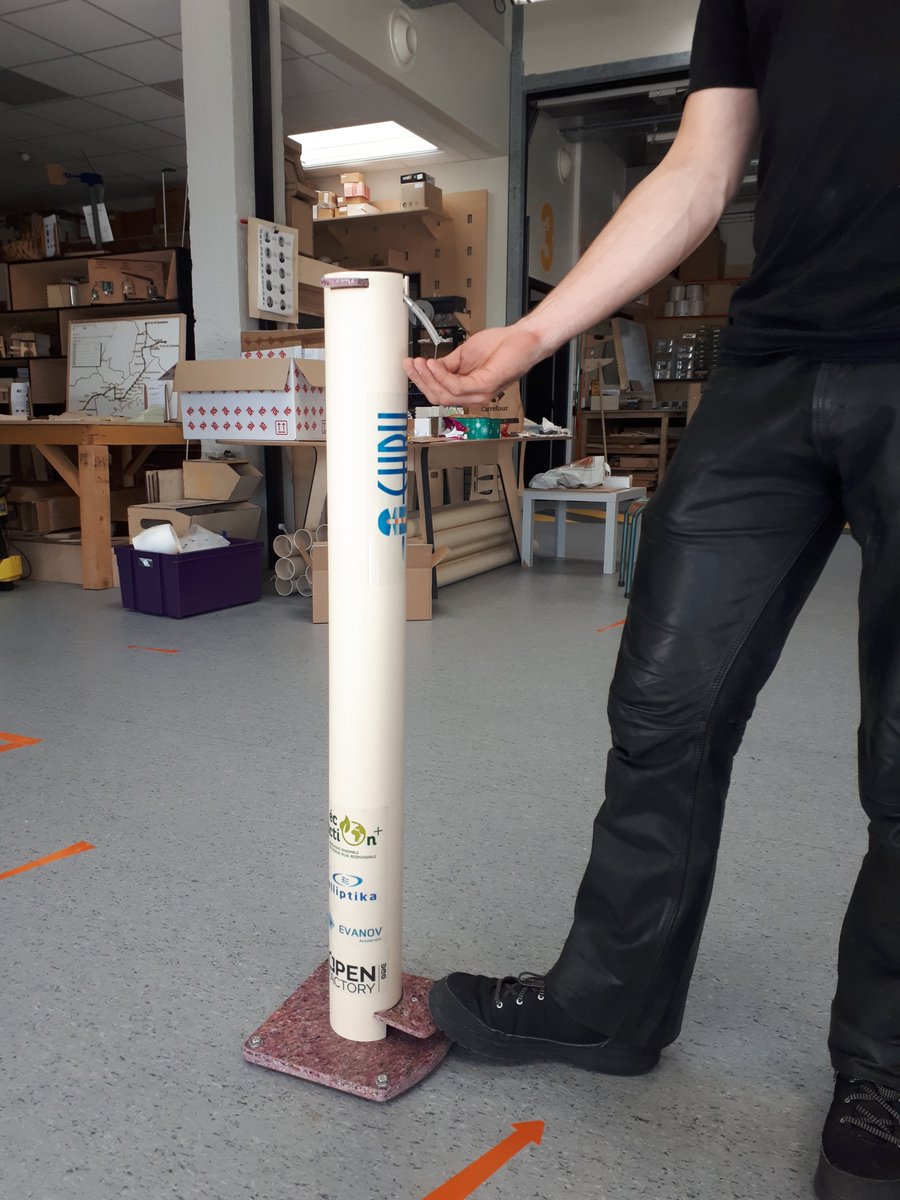 EcoActionPlus's tweet photo. Découvrez le distributeur de gel Hydroalcoolique Low Tech à partir de matériaux recyclés, consignés en fin de vie et open source.
Conçu, fabriqué et distribué par Elliptika, Open Factory, Evanov et Eco Action Plus
De nombreux distributeurs sont actuellement en distribution https://t.co/tEVidO2gi6