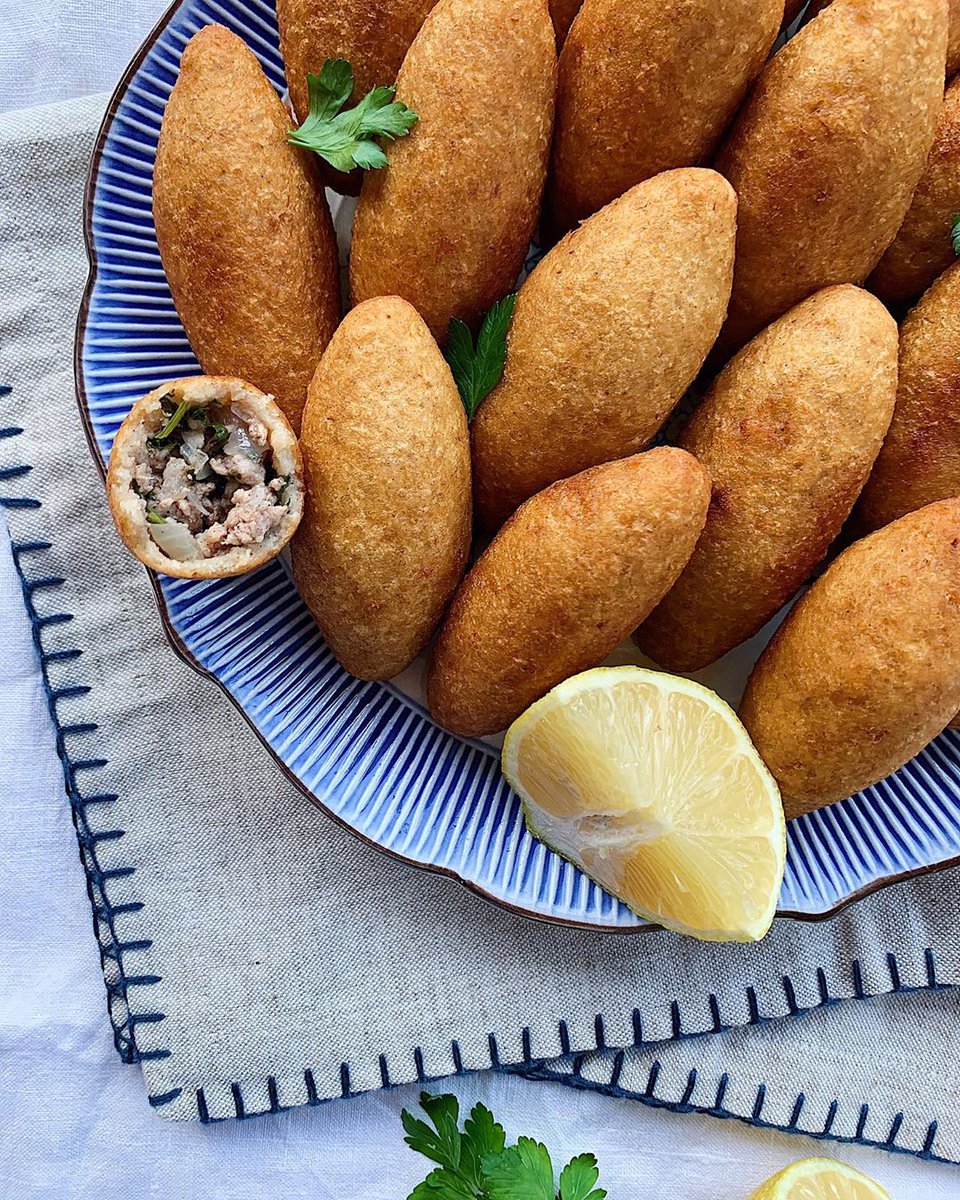 visitcyprus's tweet photo. “Koupes” a savoury treat with their exterior made from bulgur wheat and stuffed with minced meat and herbs. Must season with lots of lemon. Yum!!!
#StaySafe #BetterDaysAreComing #visitCyprus
📷 @nikolettaskitchen https://t.co/7SgALCfNqV
