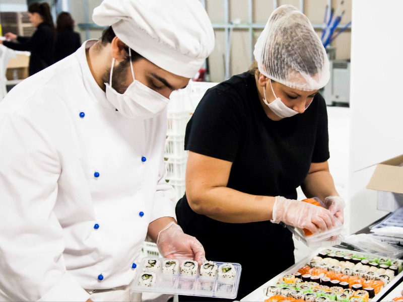 En Abades Catering Ya estamos de vuelta (Aunque nunca nos hayamos ido).
Adaptando todos nuestros servicios, con un protocolo de seguridad.

Estamos a tu disposición. Llámanos 958 13 67 51
¡No te quedes sin fecha!
#boda #eventos #granada #catering #Abades