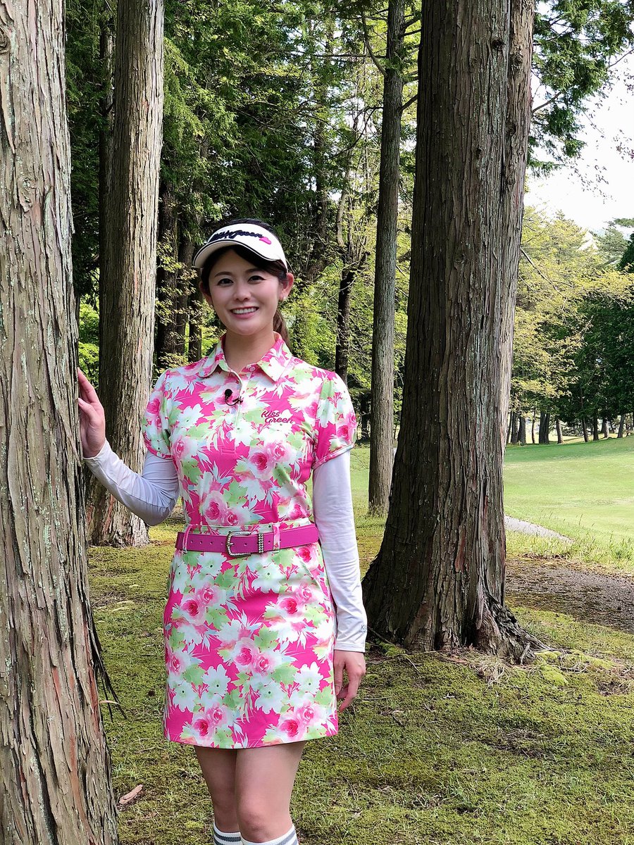 今回の収録ウェア⛳️💕 セットアップの花柄ウェア🤗💕 ピンクがゴルフ