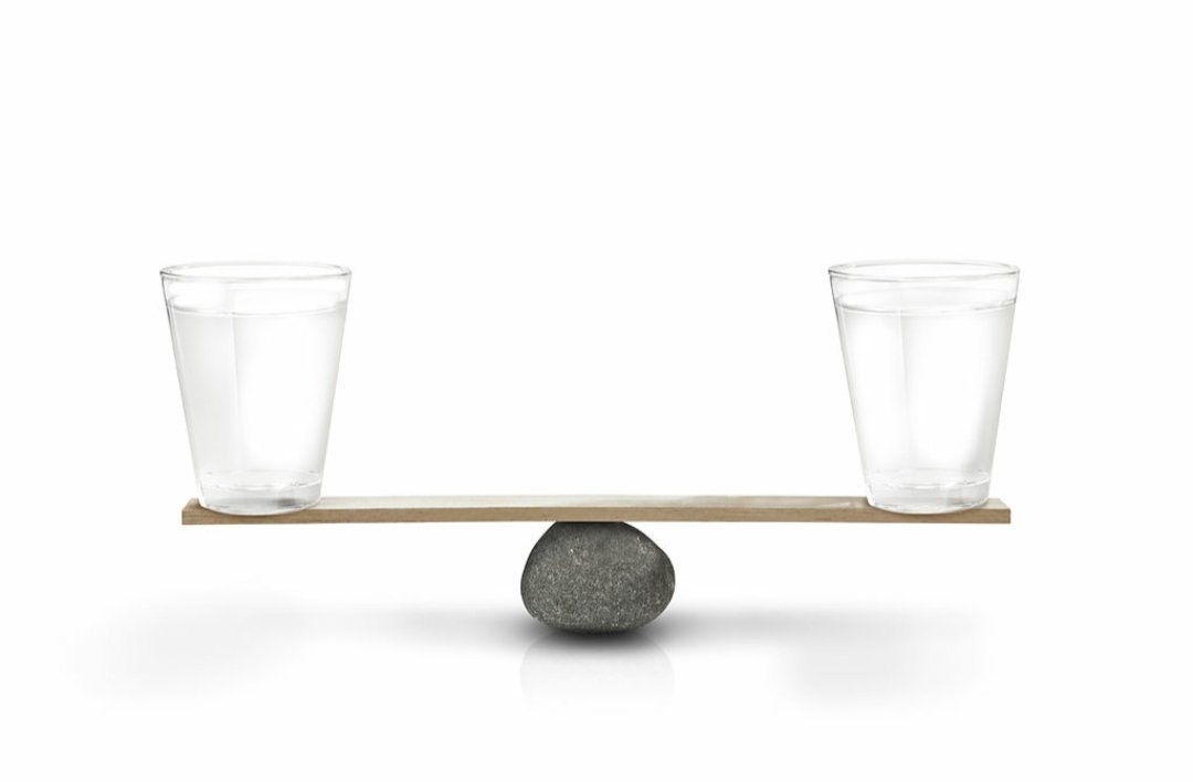 Günde kaç bardak yada kaç lt su içersiniz?
👉İDEAL OLAN; Gün içerisinde vücut ağırlığının, her 25 kg'mı için 1 lt su içmek gerekir.
Yaz aylarında bu rakam 20 kg'ma kadar düşebilir, kış aylarında ise 30 kg'ma kadar çikabilir...