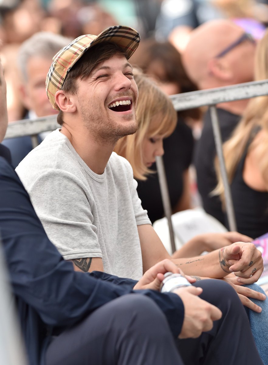 Louis Tomlinson Being A Ball Of Sunshine- A Cute, Endless Thread To Make Your Day Or Night Better
