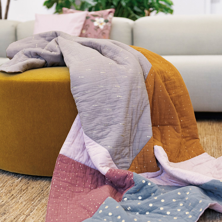 RicoDesignGmbH's tweet photo. Inspiriert von der Schönheit der Natur zeigt unser Nähbuch NATURE MATTERS moderne Kleidung und Accessoires aus den harmonischen Stoffen der gleichnamigen Kollektion: https://t.co/ghpvJu1Opi #diy #nähen https://t.co/ug6EtehAOg