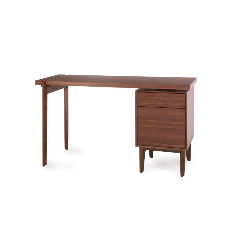 condeyoko's tweet photo. #カンディハウス横浜
製品紹介

シリ��ズ：#WING_LUX（#ウィング ラックス）
デザイナー：#佐戸川清

#インテリア #日本製家具 #旭川家具 #デザイン #インテリアショップ #木製家具 #キャッシュレスポイント還元事業
#ホームオフィス #デスク #オンライン会議

https://t.co/Dp85fE9PkT https://t.co/DuqjpxETuT