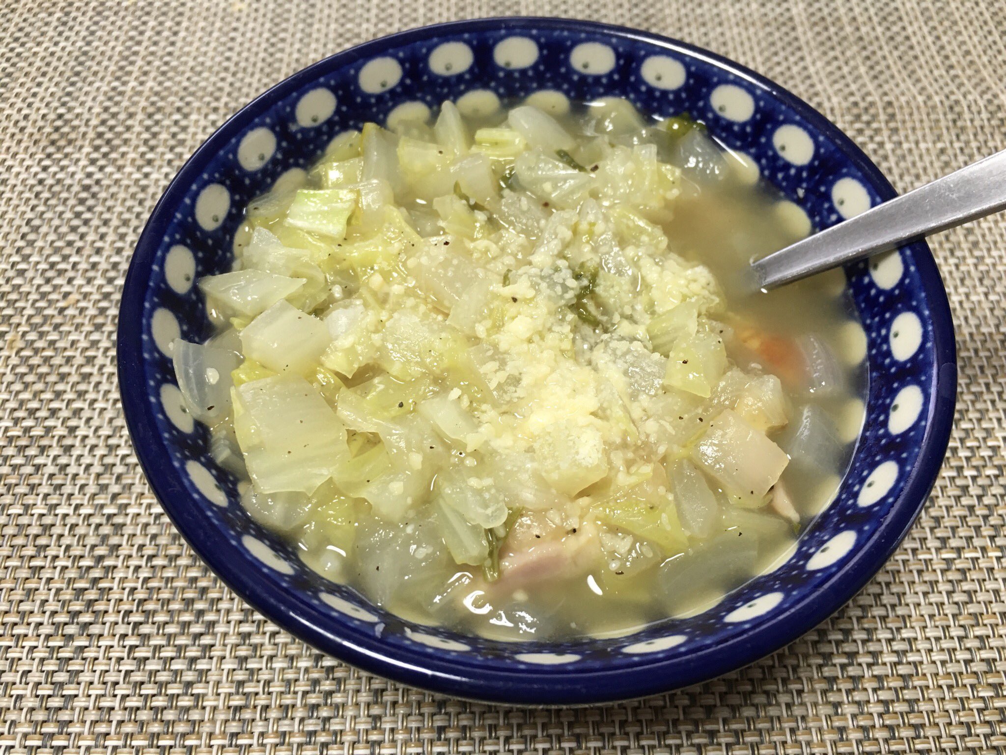 きな子 マイブームの痩せ飯 たぶん ベーコンとセロリと玉ねぎとキャベツのくたくたスープ おいしぃ ずっとこれでいける気がする T Co 5ewdxsgzuo Twitter きな子 マイブームの痩せ飯 たぶん ベーコンとセロリと玉ねぎとキャベツのくたくたスープ おいしぃ ずっとこれでいける気がする T Co 5ewdxsgzuo Twitter