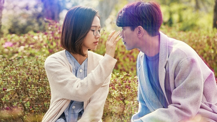 my holo love (2020) — the one-of-a-kind prototype of holo falls into han so-yeon's solitary life, eager to help with anything she needs - if she will allow him. rating: ★★★ #나홀로그대