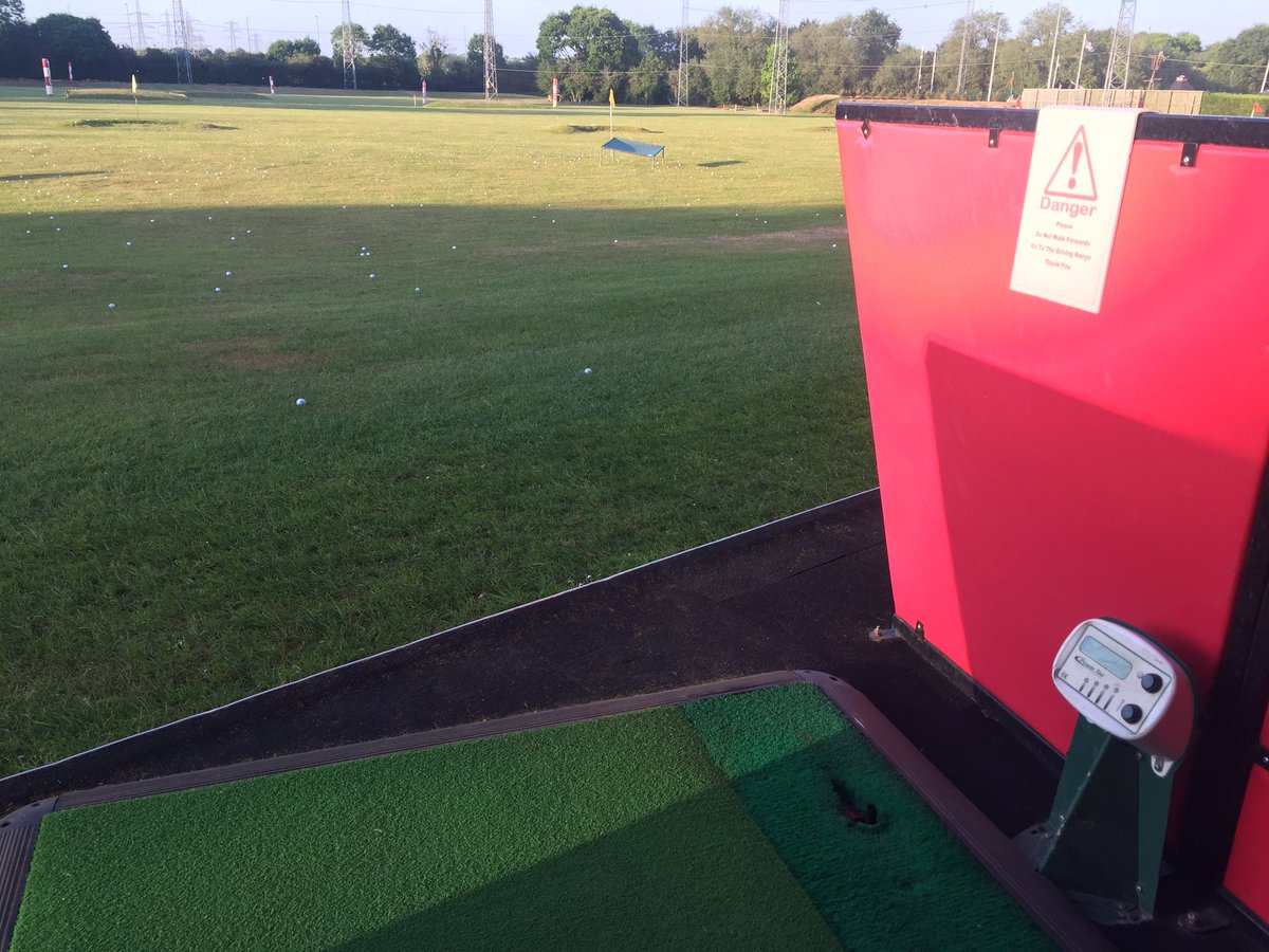 It’s another beautiful day at the range! New balls, warm and sunny - perfect! 
Open 
Mon - Fri 10-8pm Last balls 7.30
Sat - Sun 10-6pm Last balls 5.30