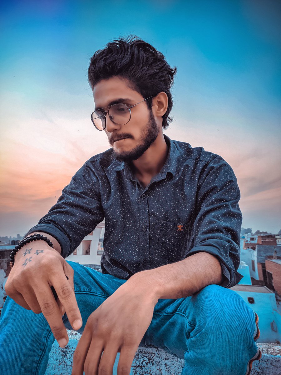 BeatkillerAkki's tweet photo. Uncatchable 😛
#photooftheday #photoshoot #photography #instagram #artists https://t.co/EZttnL1Zo6