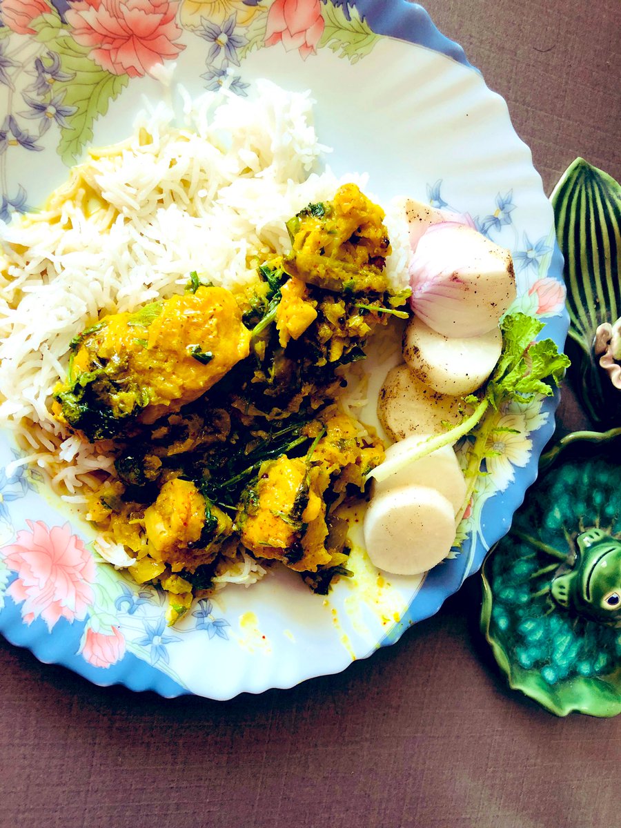 Chevane's tweet photo. Dhonepata Machh, a Bengali fish preparation today, a yoghurt based fish curry with cilantro/coriander and flavour of mustard, best with steamed rice. #lockdowndiaries #lockdownlunches #summercooking #lightandeasy #gratitude🙏 https://t.co/bws8LXyvUn