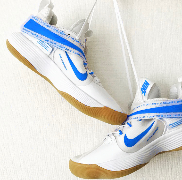 オーカバレーボールショップ 5月オーカ ショップ一番人気はアメリカのnikeリアクトハイパーセット 確かにめちゃめちゃオシャレです そろそろバレーもできるようになるかなー T Co Kgewzwxr5q 海外バレー 海外バレーシューズ