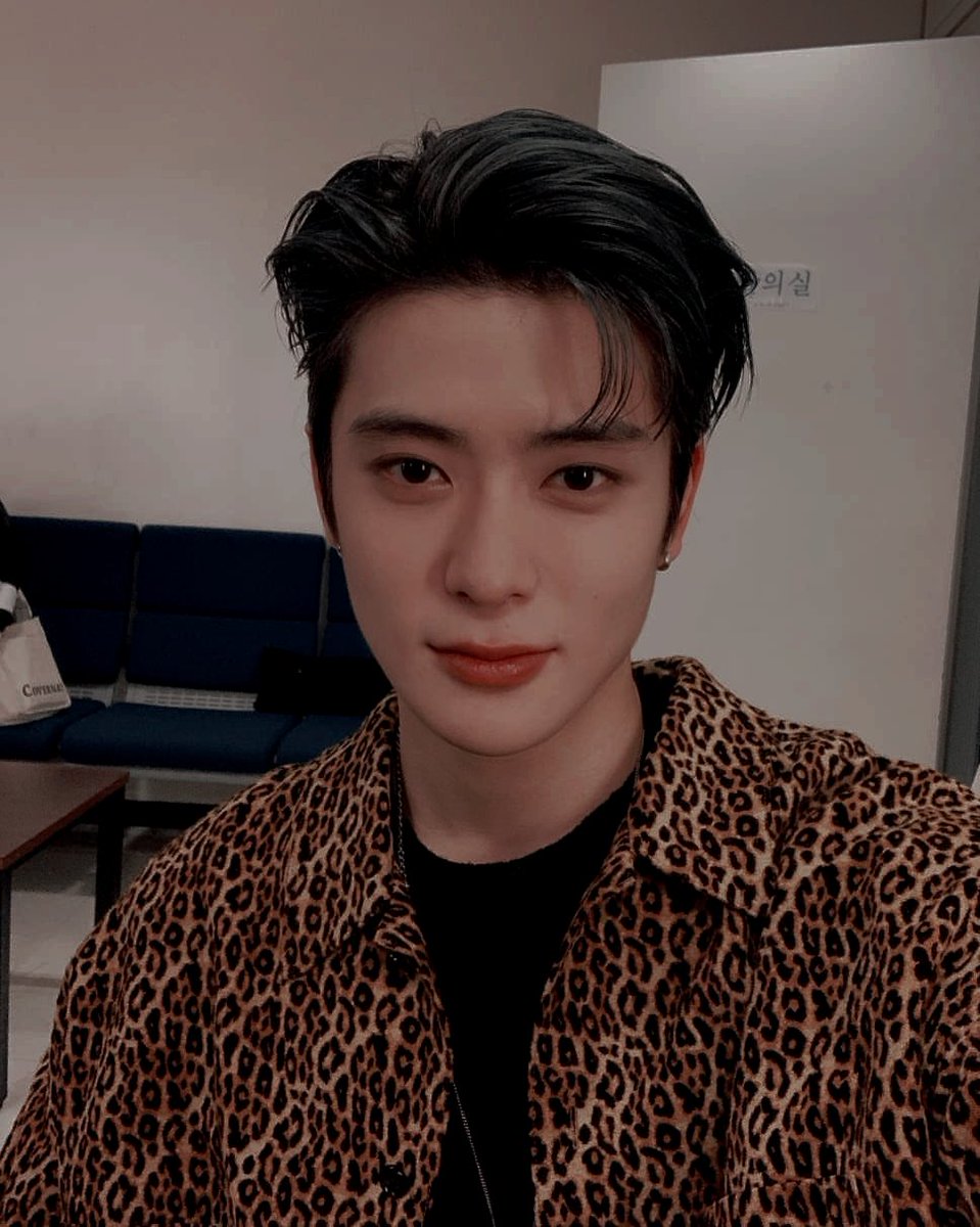 masgapiann's tweet photo. Samlekom akang teteh anjay, ini gua masih newbie, butuh temen bnyak yg bisa ngajarin
Mutualan? Rt aje
Fambest? Dm aje
#mutualanganih #root #rootrp #rpwindonesia #rpkpop #JAEHYUN #mutualan #mutualantwtr #rpindonesia #fblb https://t.co/IFKlJmsJRP