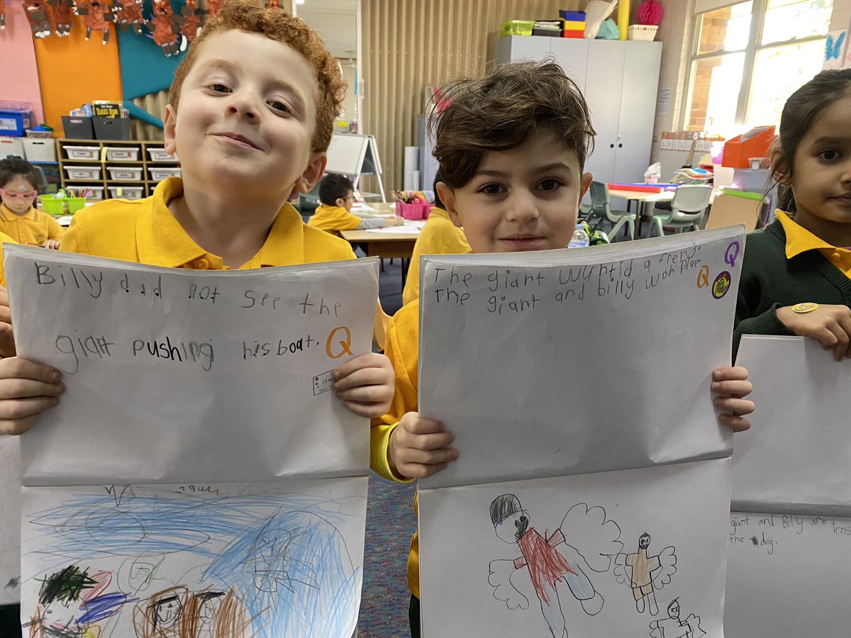 KristeeSharne3's tweet photo. 7 weeks of home learning, 4 days back at school and KS are already producing quality writing. Some Ss even completed this writing completely independent! So proud of them all. #qualitywriters #Kindergarten @FairWestPS @Genelle029 @_TrangLe @LilyThai9 @tracyfunn @mjeffriess https://t.co/1DKe0rSs3R