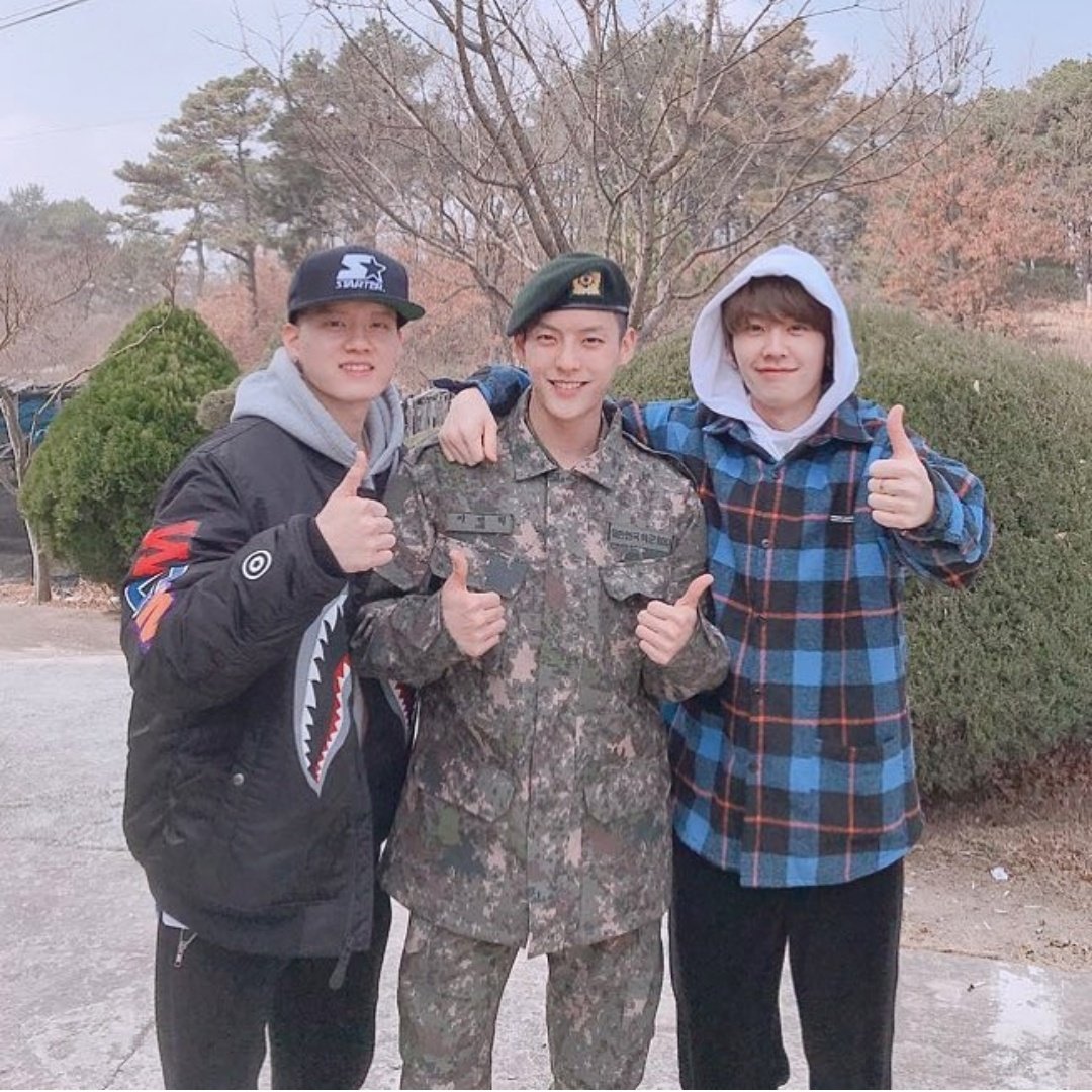 BTOBalenciaga's tweet photo. Melody and Peniel:
From #WaitingForSilverLight to #SaluteIlhoon, you have endured well. Just like how we waited before we will do it again together. Time will fly quickly and we will see all seven of BTOB again. Hang tight! Yejiapsa! 💙 https://t.co/MzQuwLNHJD