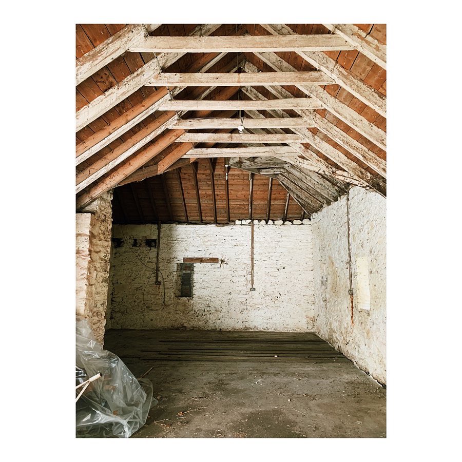 Brown_Brown_Arc's tweet photo. Visit to a beautiful listed steading in Perthshire for a potential project
-
#steading #perthshire #conservation #renovation #scotland #stonework #dovecot #architectontour #brownandbrownarchitects https://t.co/vqRgyGZMjD