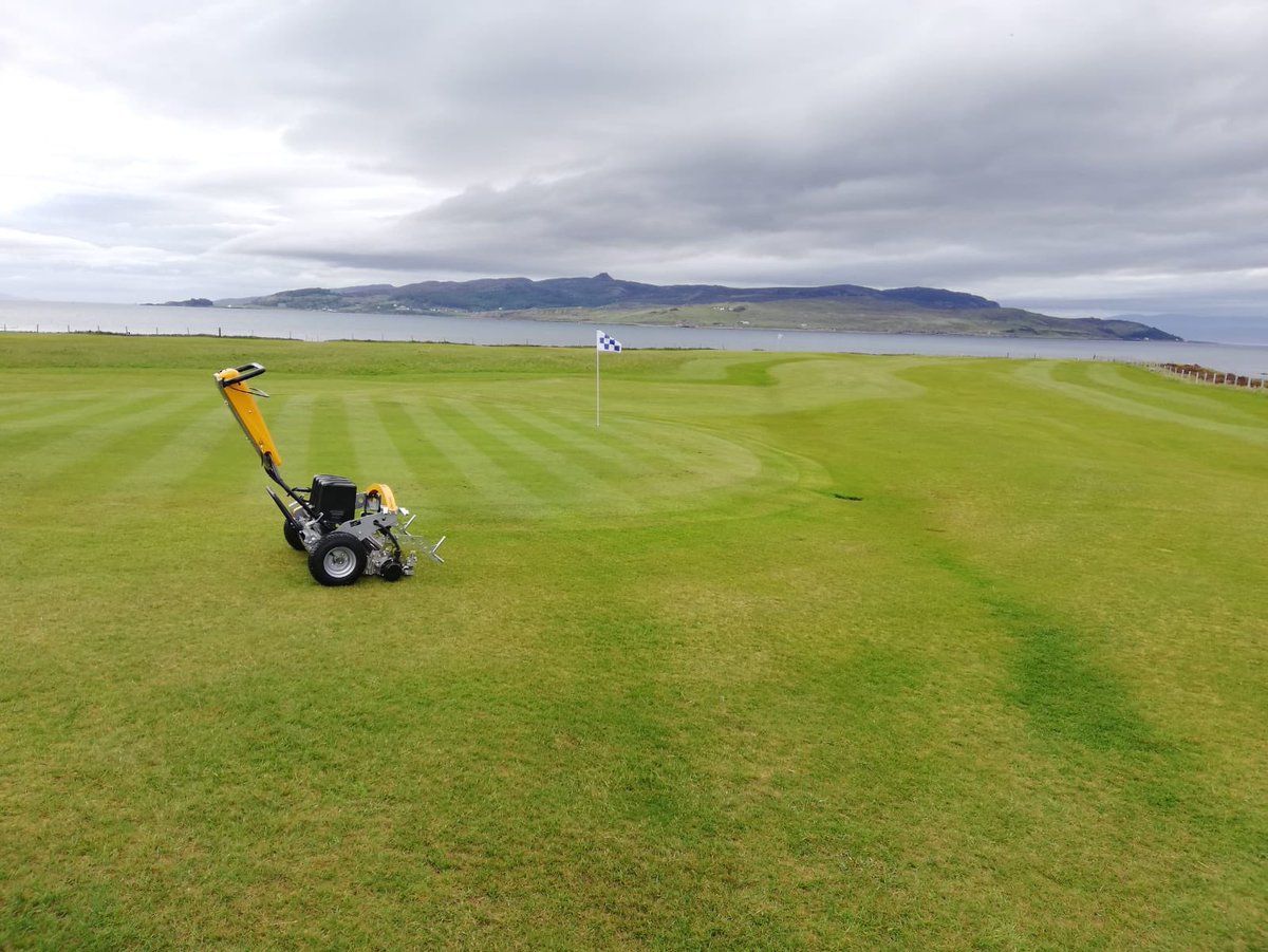 FriendsIsle's tweet image. Golf is coming back. @IsleofSkyeGolf1 @cuillinfm @HgkJohnc @ScottishGolf Beautiful day on the Misty Isle