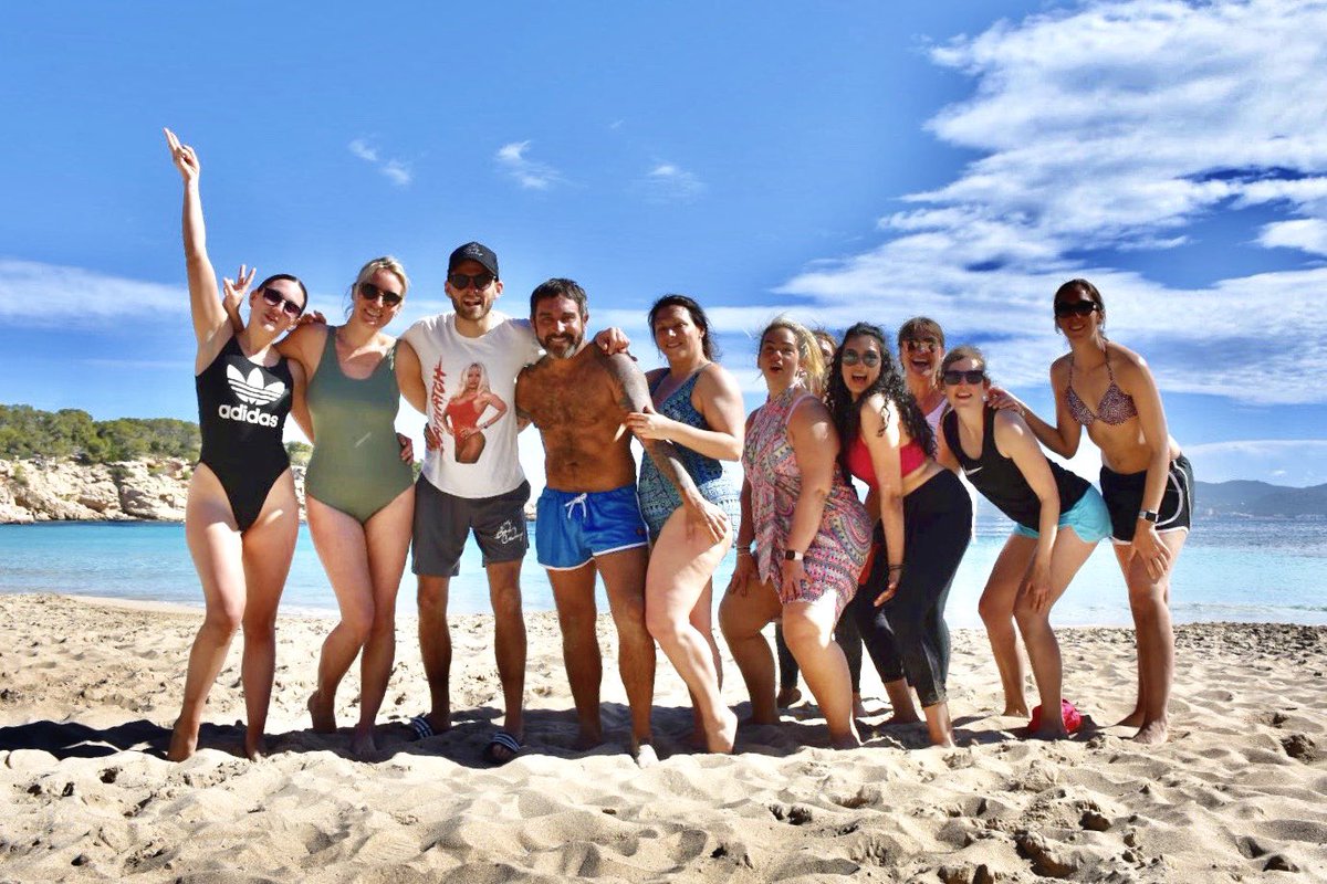 How many BC Legends can you see? Only see 10? Look closer...💛 #thebodycamp #throwbackthursday