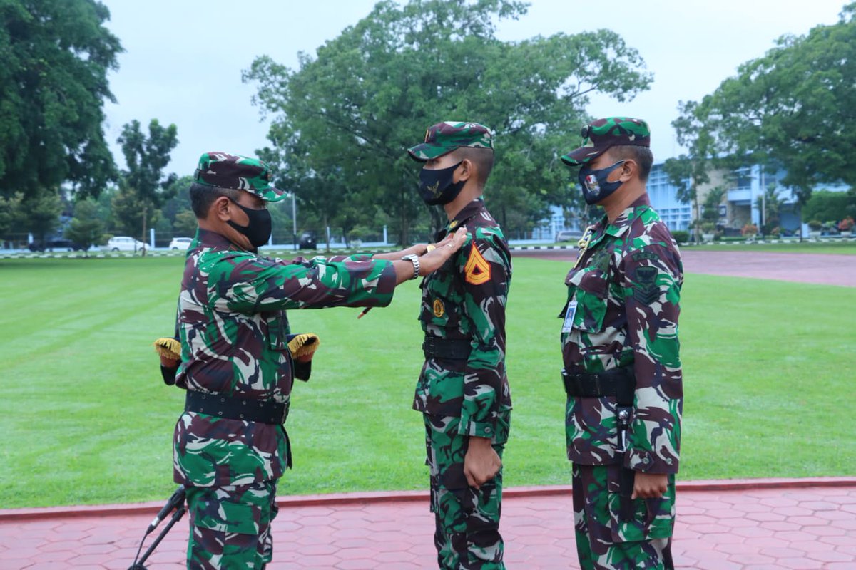 Akademi Angkatan Udara tweet media