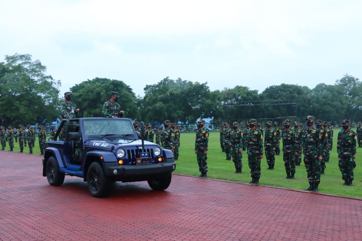 Akademi Angkatan Udara tweet media