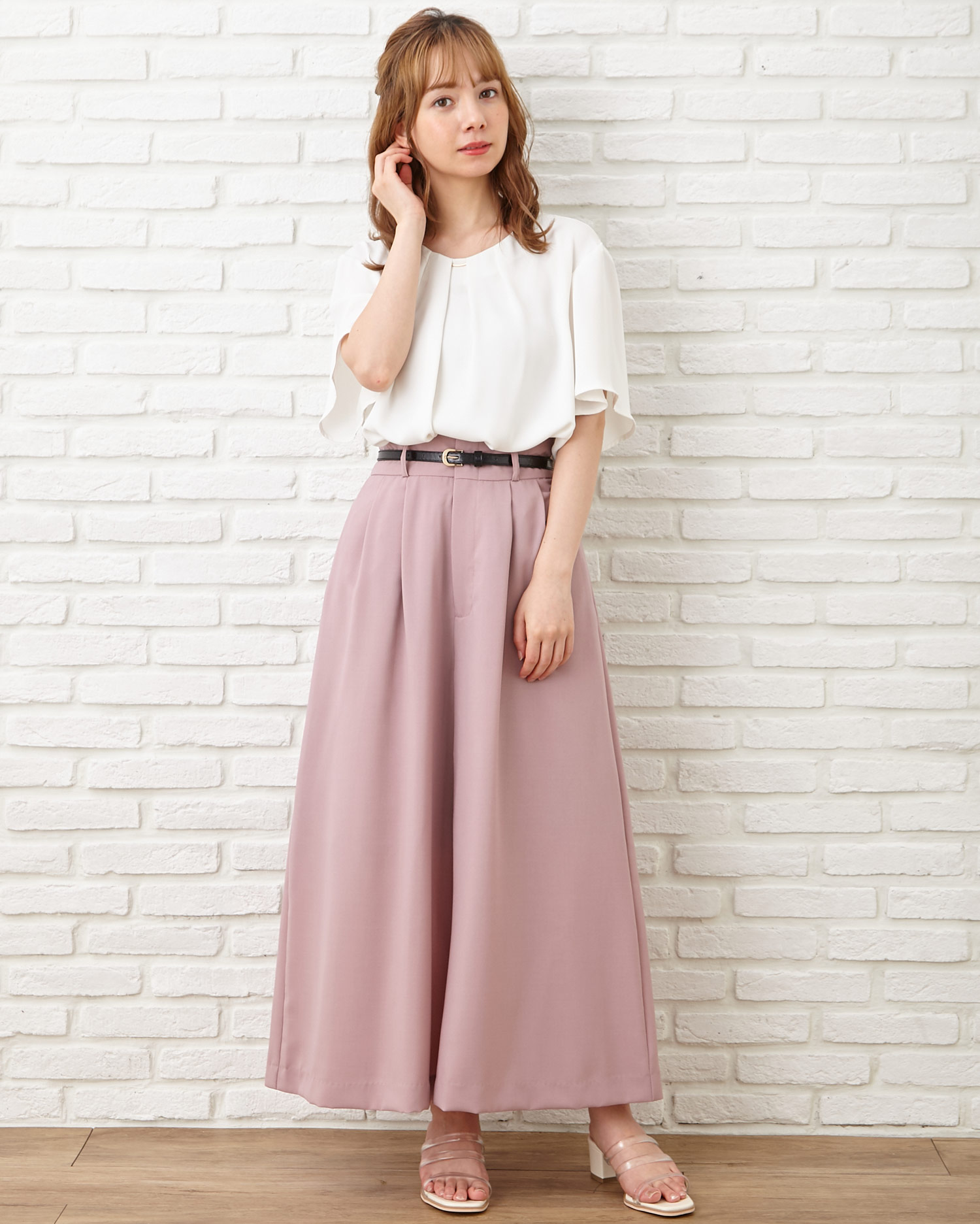 Ingni Store イング公式 Twitterissa 夏コーデをたっぷり更新 Tシャツがラクチンだけど 正直それだけじゃ飽きちゃうから いろんな着こなしをチェックして お気に入りのコーデを探してみてね コーデはコチラ T Co Wzwucn5a03 Ingni