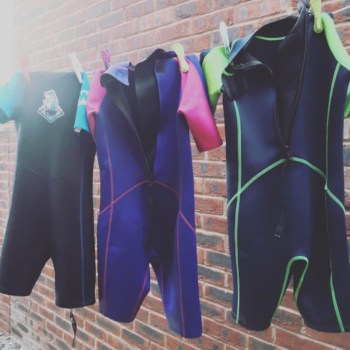 DevonDazeBlog's tweet image. Love ending our days at the beach! The later we go, the quieter it is 👍 #adevonchildhood #budleighsalterton #sandytoes #beachevenings #devon #beachsunset #devon #eastdevon #lovedevon #devoneach #riverotter #beachatbedtime