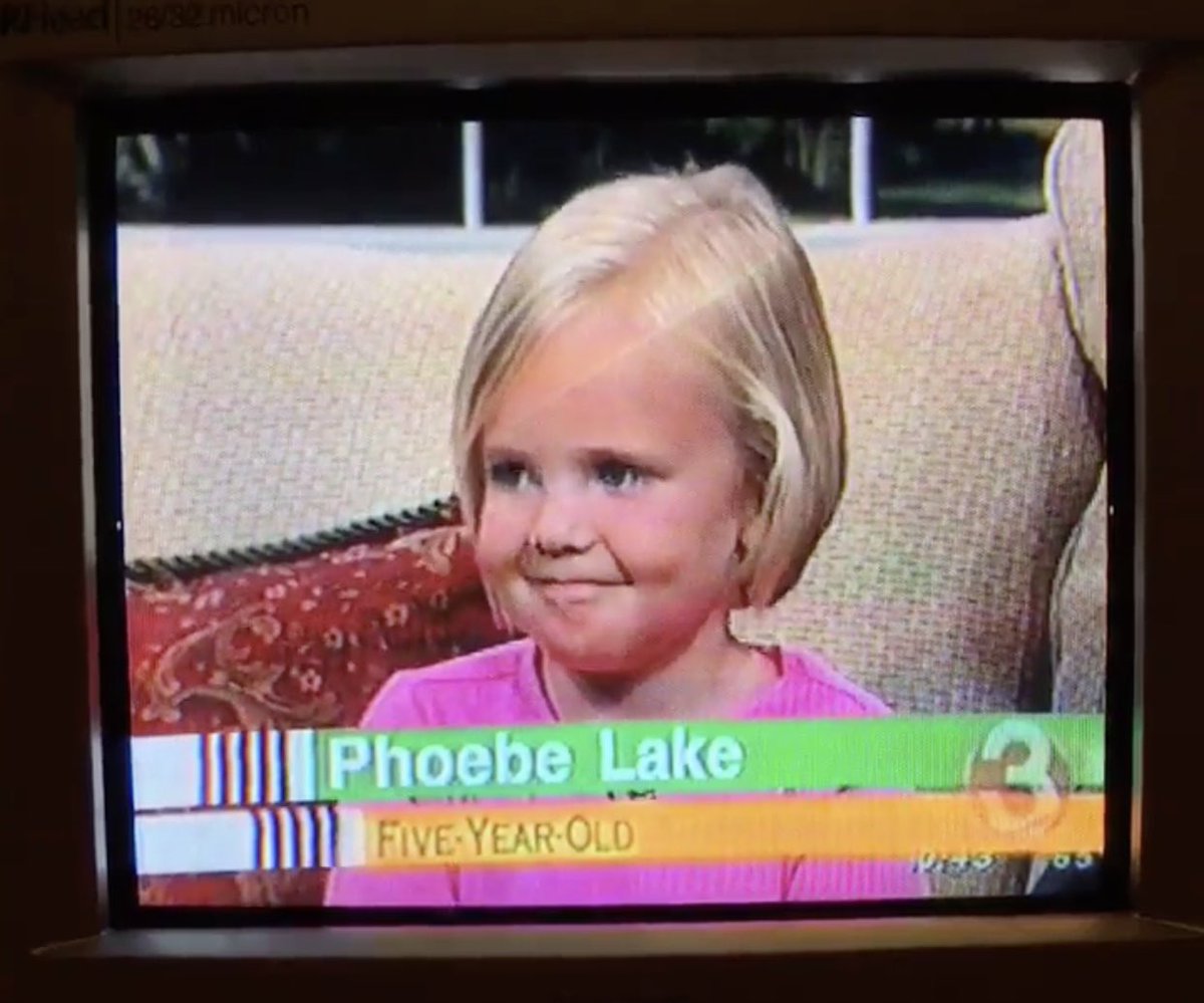 phoebe tweet media