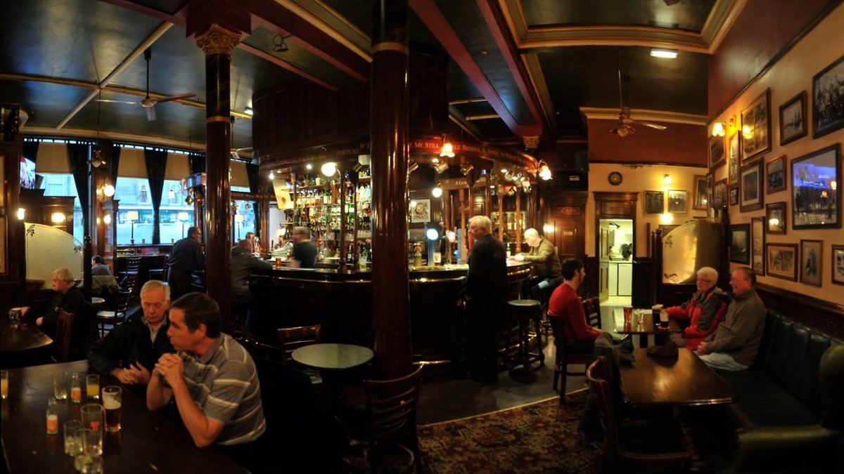 Pubs I Miss#2 The State, GlasgowPurveyors of the finest rocket fuel ale, The State bar is a Glasgow icon. It's location, just off Sauchiehall St, gives it a real metropolitan buzz while the beautiful island bar recalls grand days of yore. Dead comedians haunt the basement.