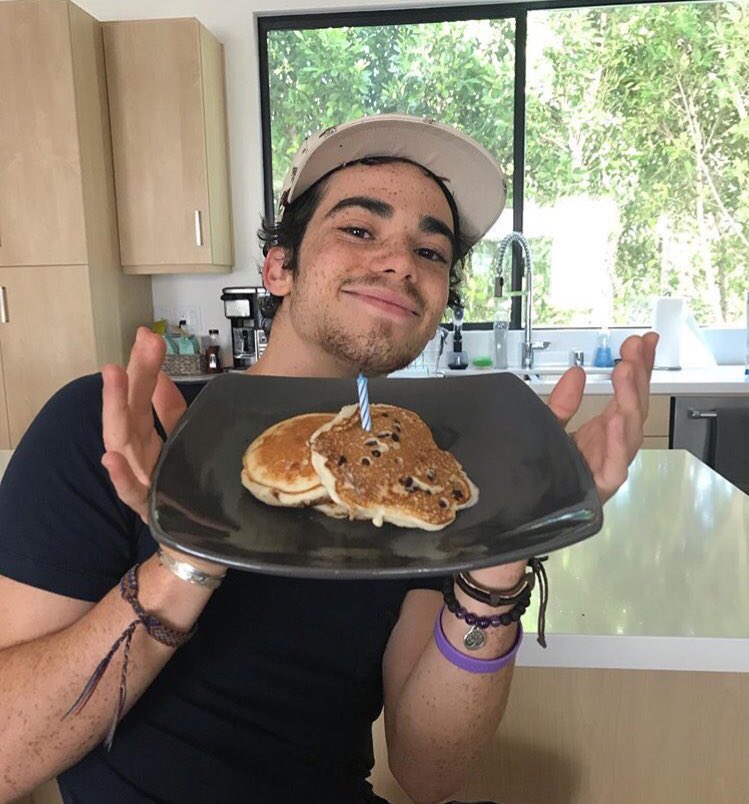 Happy birthday to my baby i miss you cameron boyce 