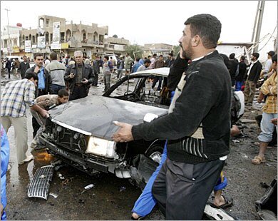 بيوم٢٣/١١/٢٠٠٦،انقتل ١٤٤شخص واصيب٢٣٦ على الأقل بسلسلة تفجيرات وهجمات بقذائف الهاون بمدينة الصدر !جان عبارة عن ثلاث سيارات مفخخة على الأقل انفجرت بشكل متزامن بسوك شعبي وساحتين رئيسيتين،وره الانفجارات بدقائق بدت قذائق الهاون! حينما يبدع الارهابي!كان هدفهم قتل اكبر عدد من الناس.