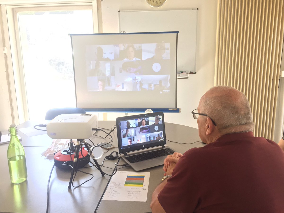 Réunion du comité directeur ce matin en #visioconference 💻 temps d’échanges sur le deconfinement et actions à venir #teamhandisportpaca