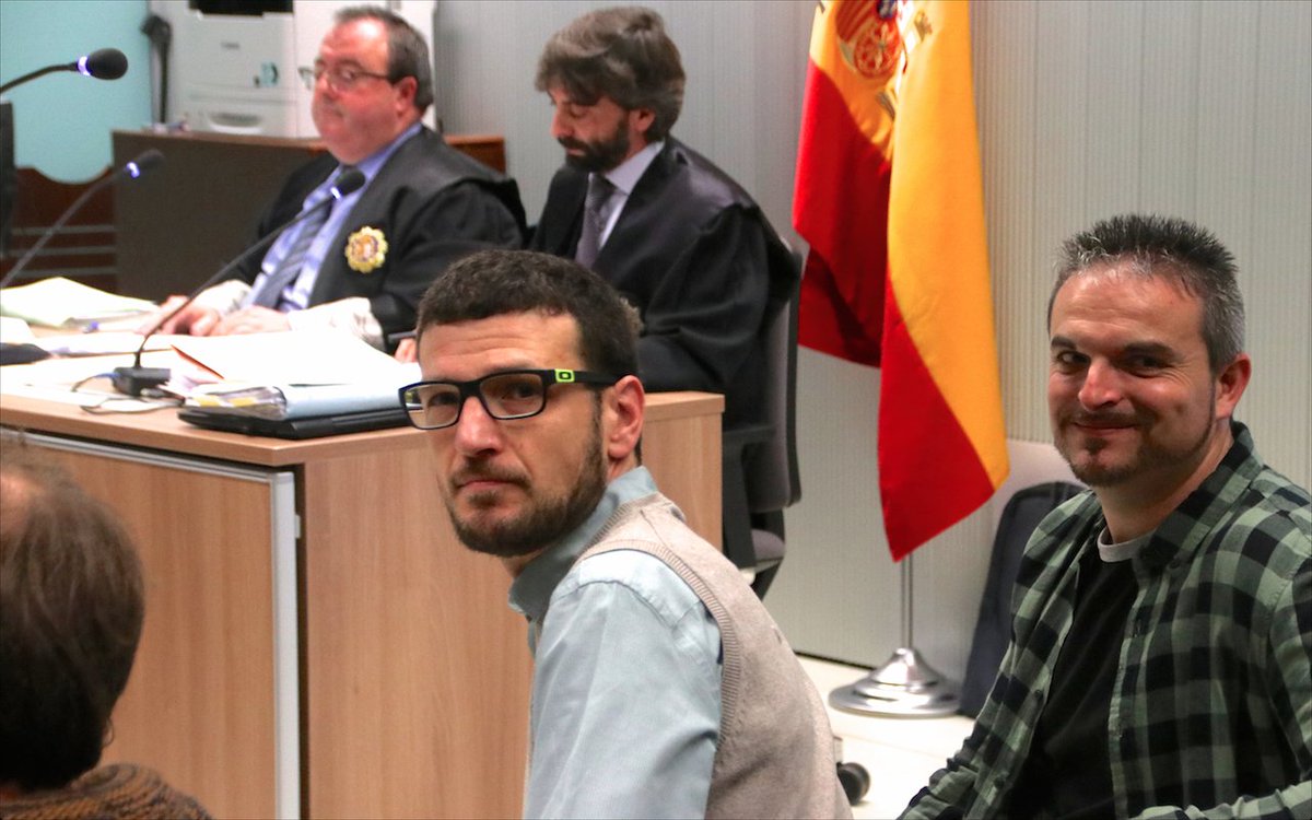 La defensa de Pablo Alberdi pide que Beneite rinda cuentas ante la Justicia.
<a href="/StopRepreRioja/">#ApoyoMutuo14N</a>
rioja2.com/n-142881-2-la-…